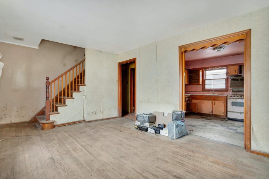 unfinished living room area of home for sale at maltz auctions in new york