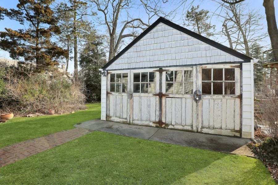 exterior of detached garage of home for sale at maltz auctions in new york
