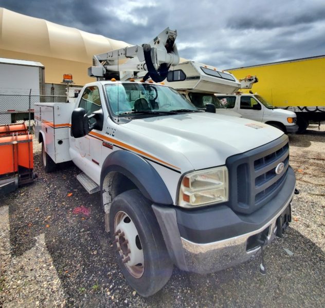 white truck for sale at maltz auctions in new york city