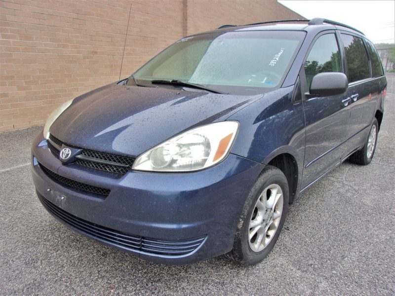 blue mini van for sale by maltz auctions in new york