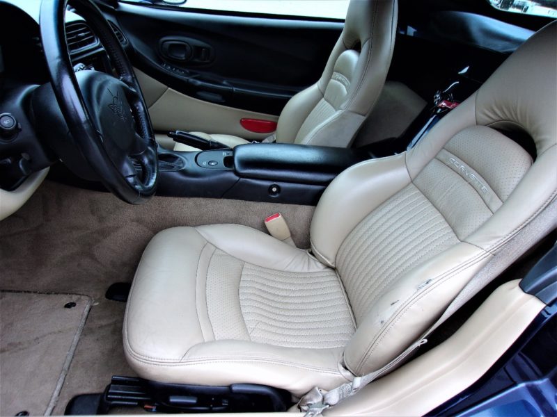 front seats of corvette for sale at auto auction - sell your car maltz auctions