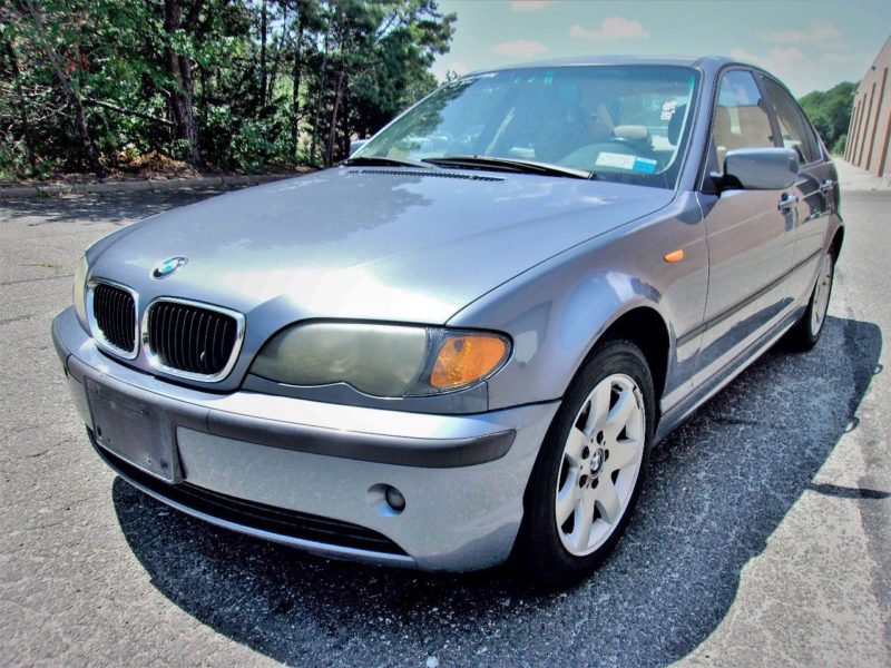 Blue BMW up for auction at Maltz Auctions