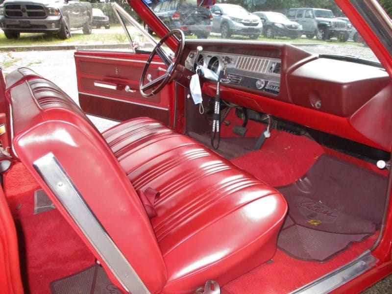 Right Side View of Front Seat of Classic Car Up For Auction at Maltz Auctions