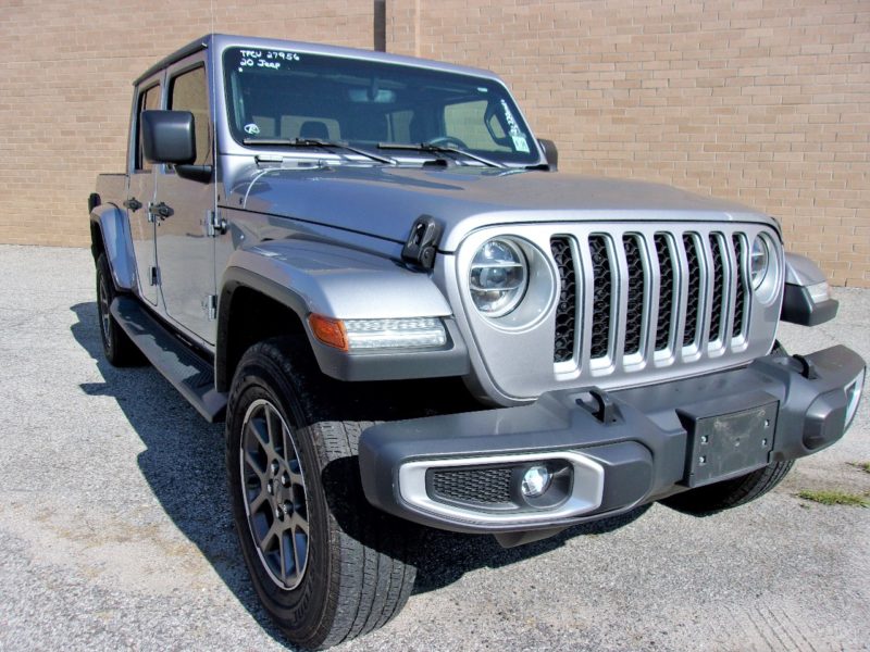 Silver Jeep car up for auto auction at Maltz Auctions in New York