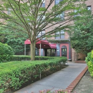 1 BR Co-Op