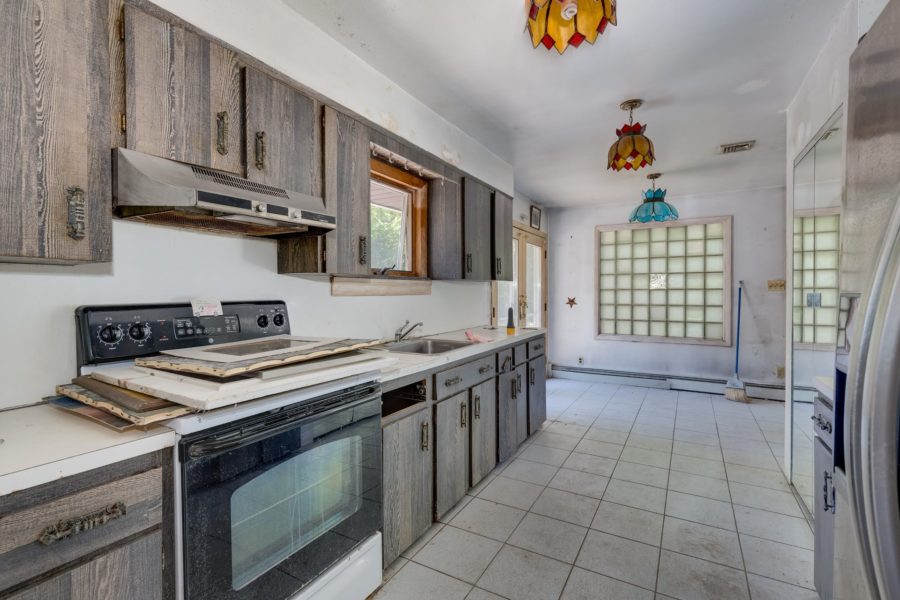 kitchen space of home up for auction at maltz auctions