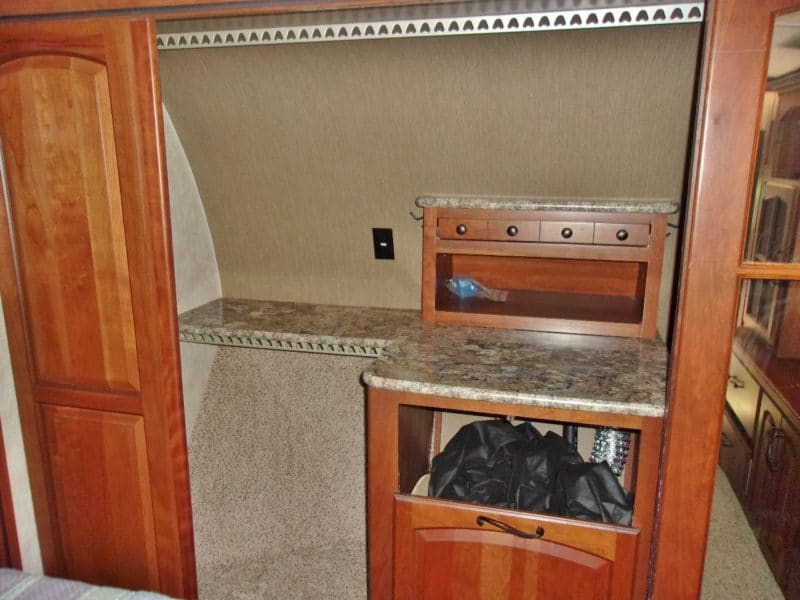 Storage compartment in travel trailer - find more private vehicles for sale at Maltz Auctions