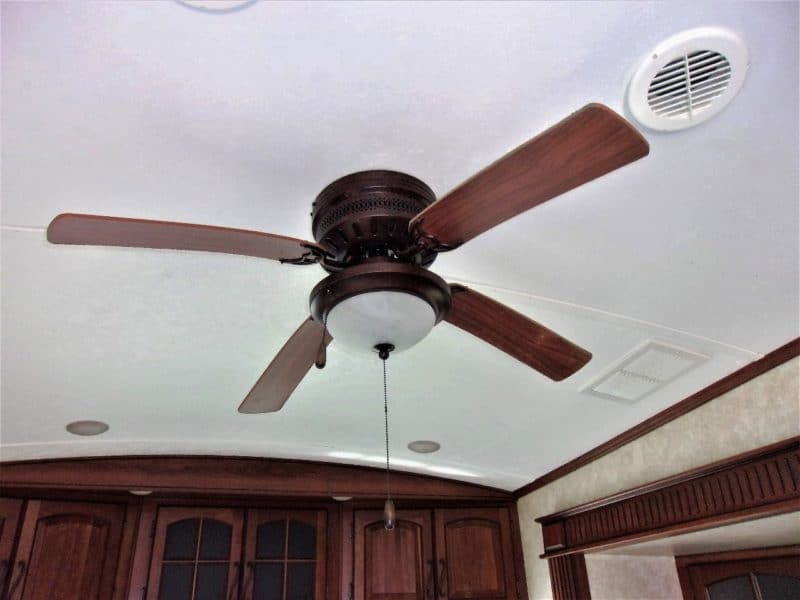 Ceiling fan of trailer up for auction at Maltz Auctions
