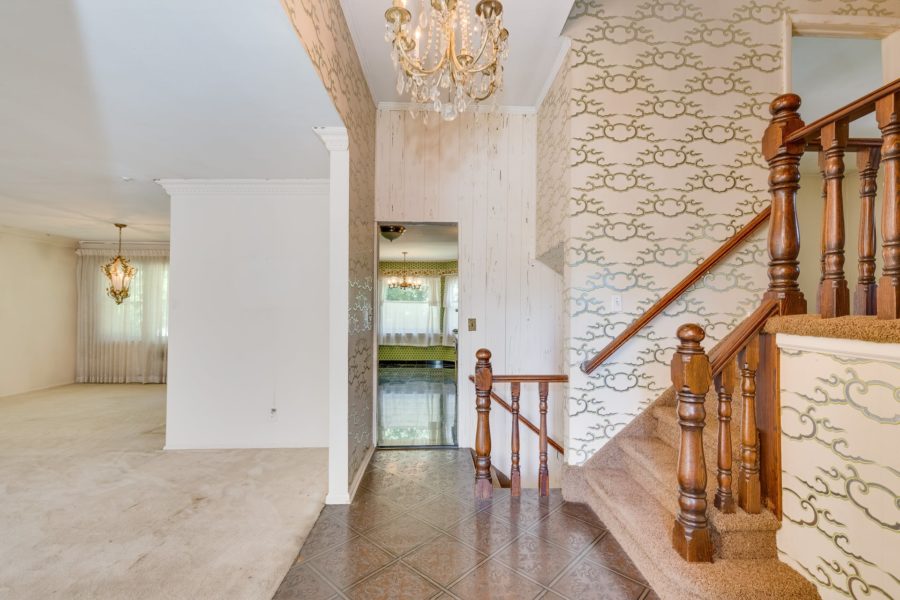 entryway of house up for auction at Maltz Auctions