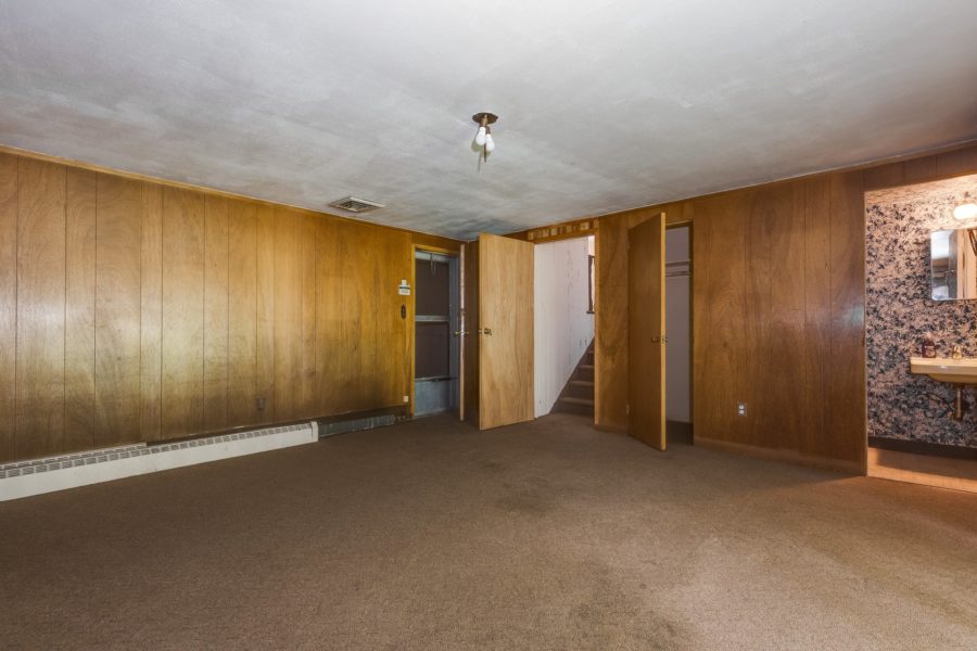 basement of property for sale at Maltz Auctions