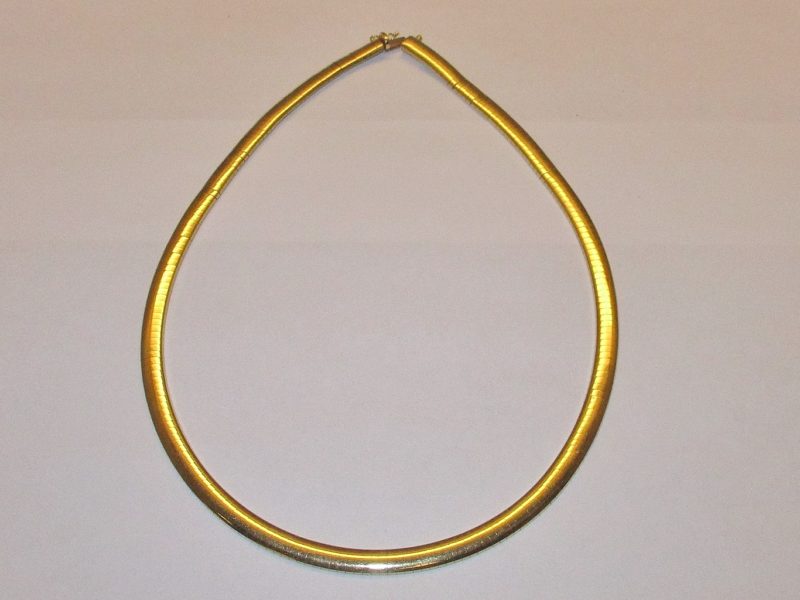 gold necklace for sale at maltz auctions in new york city