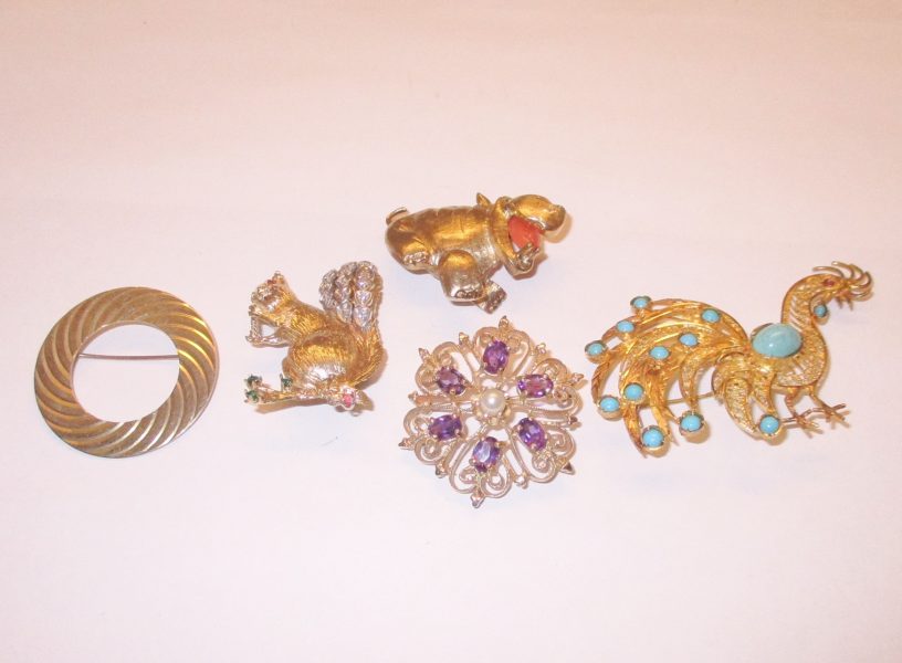 gold jewelry for sale at maltz auctions in new york city