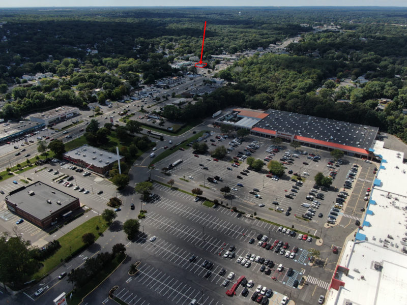birds-eye view of 2,600 square foot building for sale at maltz auctions