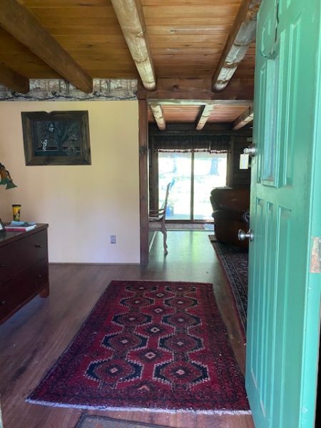 entry way of 3 bedroom vacation home for sale at maltz auctions