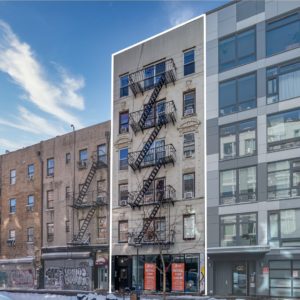 17-Unit Mixed-Use Bldg
