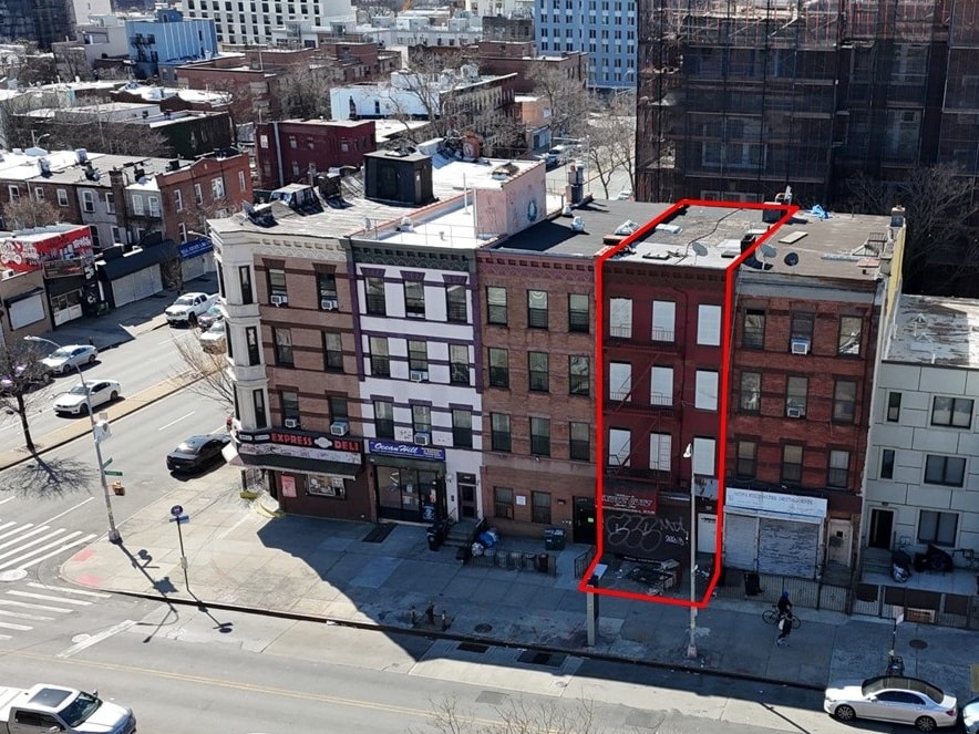 Image of 4,680 Sq Ft Mixed-Use Bldg.