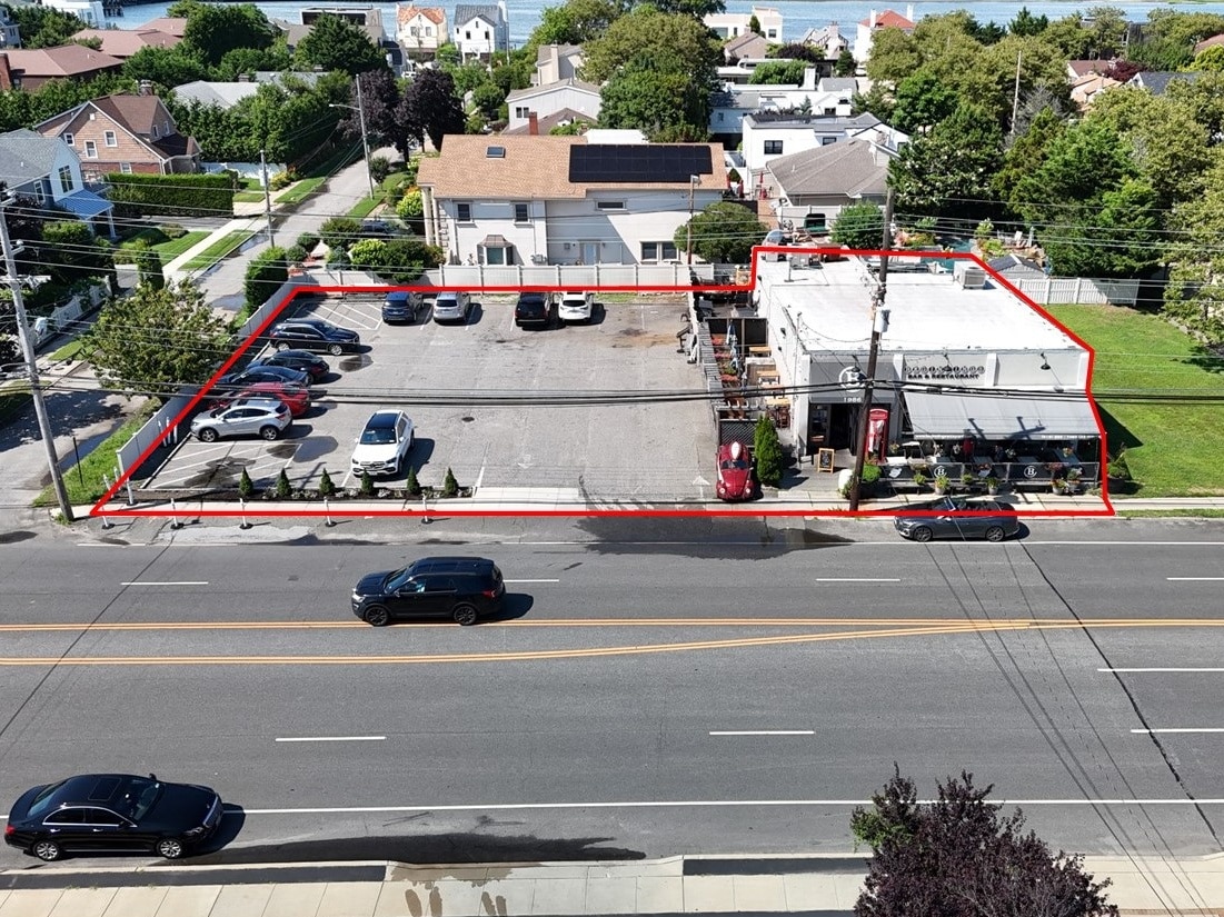 Image of Net Leased Restaurant.