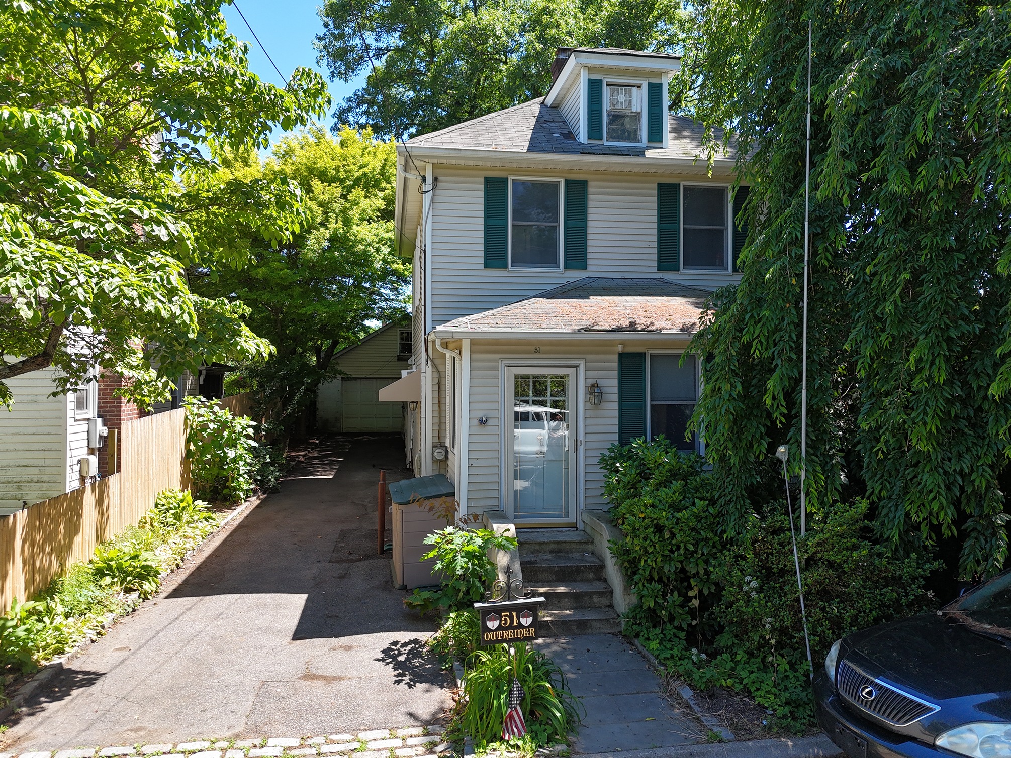 Image of Single Family Home.